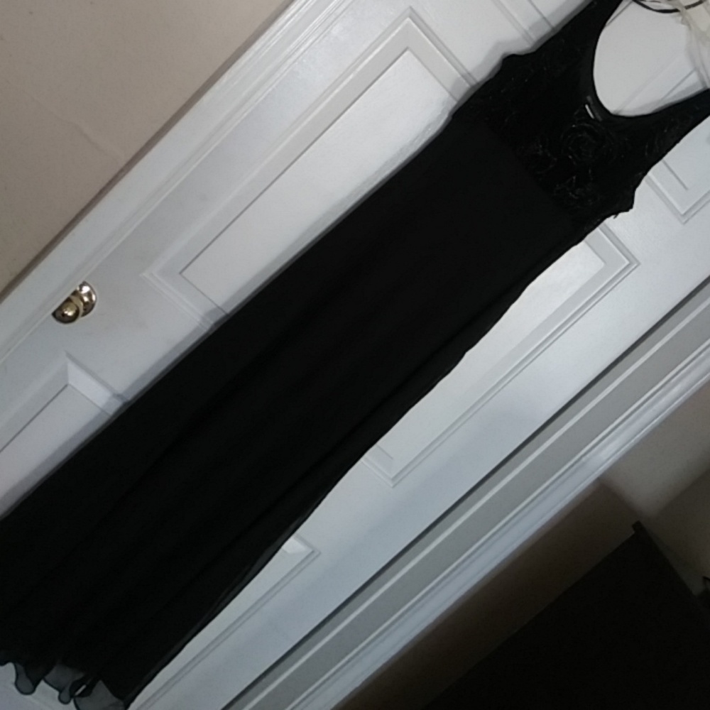 Long black dress